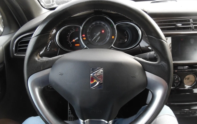 Citroen DS3 cena 10900 przebieg: 114000, rok produkcji 2016 z Nysa małe 154